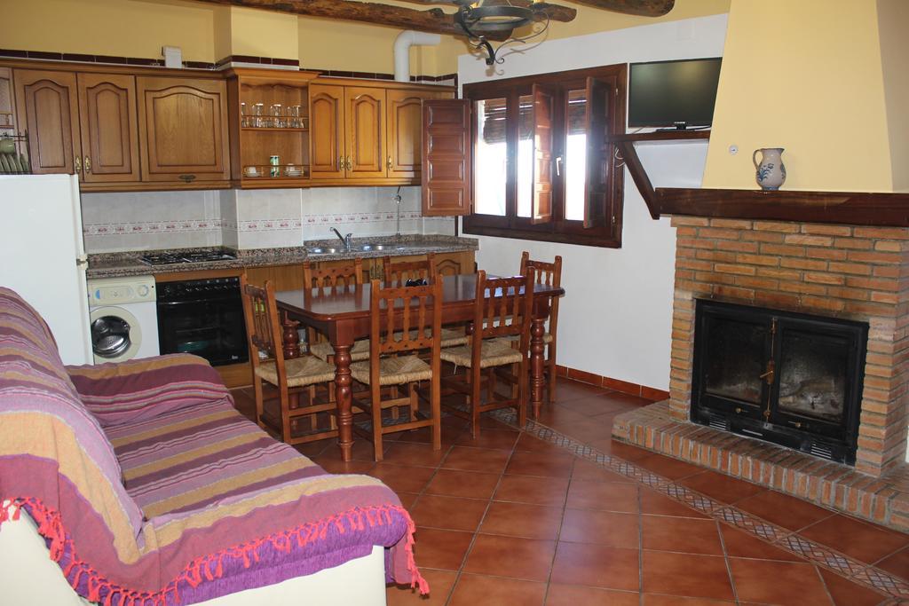 Country house Encarnita Bubion